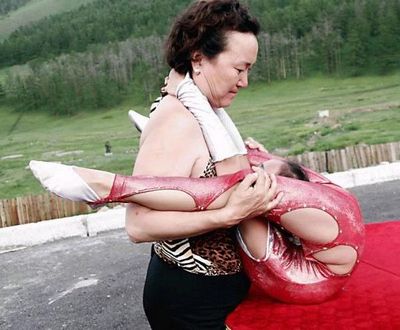 http://media.eblog.ru/072007/02/acrobatic_girls_03t.jpg